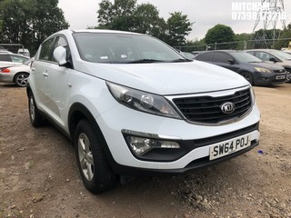 Location: Mitcham - 2015 KIA SPORTAGE 1 Estate REG: SW64POJ, Keys: No, MOT Expiry date: 13/04/2024, 1591 Petrol, 6 Speed Manual Petrol, Former Keepers: 4