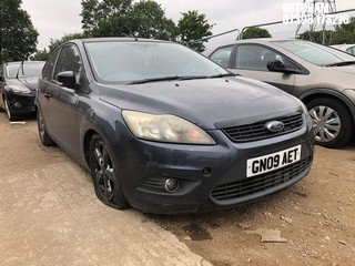 Location: Mitcham - 2009 FORD FOCUS ZETEC 100 3 Door Hatchback REG: GN09AET, Keys: No, MOT Expiry date: 17/02/2026, 1596 Petrol, 5 Speed Manual Petrol, Former Keepers: 12