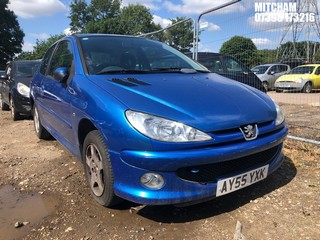 Location: Mitcham - 2005 PEUGEOT 206 SPORT 3 Door Hatchback REG: AY55YXK, Keys: No, MOT Expiry date: 22/11/2025, 1124 Petrol, 5 Speed Manual Petrol, Former Keepers: 8