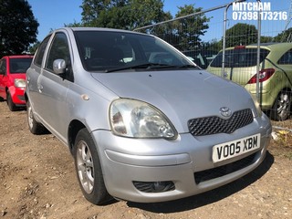 Location: Mitcham - 2005 TOYOTA YARIS COLOUR COLLECTION 5 Door Hatchback REG: VO05XBM, Keys: No, MOT Expiry date: 03/10/2025, 1299 Petrol, 5 Speed Manual Petrol, Former Keepers: 8