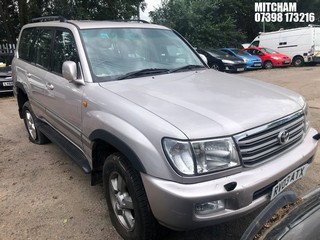Location: Mitcham - 2003 TOYOTA LANDCRUISER AMAZON V8 A Estate REG: RV03ATX, Keys: No, MOT Expiry date: 30/11/2024, 4686 Gas Bi Fuel, 5 Speed Auto Petrol, Former Keepers: 3