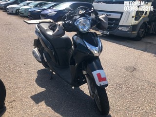 Location: Mitcham - 2019 HONDA ANC 125 H Motorcycle REG: HL68FKG, Keys: No, MOT Expiry date: 25/10/2025, 125 Petrol, Automatic, Former Keepers: 6