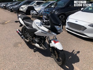 Location: Mitcham - 2016 HONDA CBF 125 M-D Motorcycle REG: GU16PXM, Keys: No, MOT Expiry date: 03/05/2024, 125 Petrol, MANUAL, Former Keepers: 5