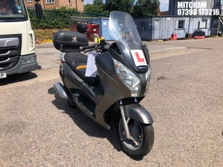 Location: Mitcham - 2013 HONDA FES 125 A-C Motorcycle REG: WP63PCV, Keys: No, MOT Expiry date: 27/10/2024, 125 Petrol, Automatic, Former Keepers: 10