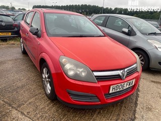 Location: Hull - 2006 VAUXHALL ASTRA EXPRESSION TWINPORT 5 Door Hatchback REG: HD06FWA, Keys: No, MOT Expiry date: 09/06/2026, 1364 Petrol, 5 Speed Manual Petrol, Former Keepers: 7