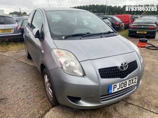 Location: Hull - 2008 TOYOTA YARIS TR 3 Door Hatchback REG: PJ08DXZ, Keys: No, MOT Expiry date: 11/10/2024, 1296 Petrol, 5 Speed Manual Petrol, Former Keepers: 6