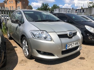 Location: Mitcham - 2007 TOYOTA AURIS T180 D-CAT 5 Door Hatchback REG: GP57KME, Keys: No, MOT Expiry date: 24/04/2025, 2231 Diesel, 6 Speed Manual Diesel, Former Keepers: 9