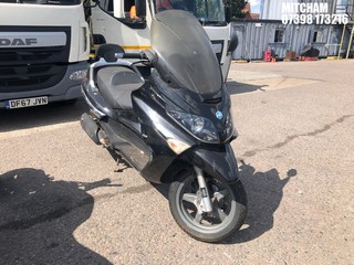 Location: Mitcham - 2013 PIAGGIO XEVO 125 Scooter REG: LJ63WGK, Keys: No, MOT Expiry date: 24/05/2019, 124 Petrol, AUTOMATIC, Former Keepers: 1