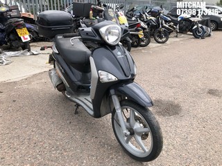Location: Mitcham - 2005 PIAGGIO LIBERTY Moped REG: LJ55OCU, Keys: No, MOT Expiry date: 01/01/2025, 49 Petrol, Automatic, Former Keepers: 5