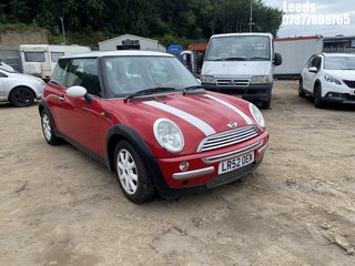 Location: Leeds - 2002 MINI MINI COOPER 3 Door Hatchback REG: LR52OEN, Keys: No, MOT Expiry date: 28-02-2025, 1598 Petrol, 5 Speed Manual Petrol, Former Keepers: 10
