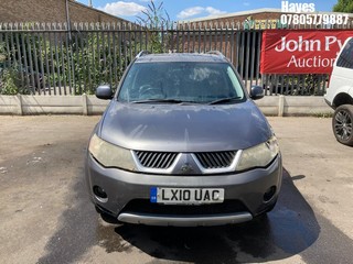 Location: HAYES / HEATHROW - 2010 MITSUBISHI  OUTLANDER ELEGANCE A 	 ESTATE REG: LX10UAC , 2360cc PETROL, 6 SPEED AUTO PETROL, Former Keepers: 4, Keys: No, MOT: Expiry date06/02/2026
