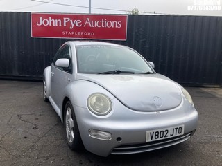 Location: Stapleford - 2000 VOLKSWAGEN BEETLE 3 Door Hatchback REG: V802JTO, Keys: Yes, MOT Expiry date: 05/03/2026, 1984 Petrol, 5 Speed Manual Petrol, Former Keepers: 5