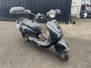 Location: Stapleford - 2016 SYM AJ12W ALLO 125 Motorcycle REG: DP66TFE, Keys: No, MOT Expiry date: 01/04/2022, 125 Petrol, , Former Keepers: 5