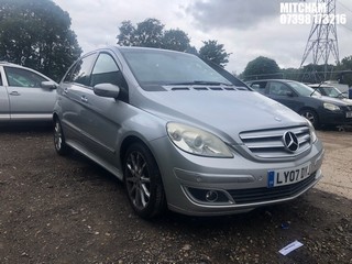 Location: Mitcham - 2007 MERCEDES B200 SE CVT MPV REG: LY07DYJ, Keys: No, MOT Expiry date: 12/12/2025, 2035 Petrol, Variable Speed Auto Petrol, Former Keepers: 7