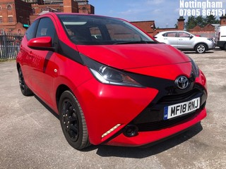 Location: Nottingham - 2018 TOYOTA AYGO X-PLAY VVT-I 5 DOOR HATCHBACK REG: MF18RNJ, 998cc PETROL, 5 SPEED MANUAL PETROL, Former Keepers: 3, Keys: Yes, MOT Expiry date: 12/09/2025