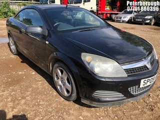 Location: Peterborough - 2009 VAUXHALL ASTRA TWINTOP AIR Convertible REG: SP09WXJ, Keys: No, MOT Expiry date: 26/09/2025, 1598 Petrol, 5 Speed Manual Petrol, Former Keepers: 8