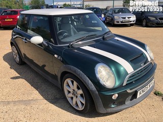Location: Brentwood - 2005 MINI MINI COOPER S 3 Door Hatchback REG: KN05WYG, Keys: No, MOT Expiry date: 15.05.2025, 1598 Petrol, 6 Speed Manual Petrol, Former Keepers: 6