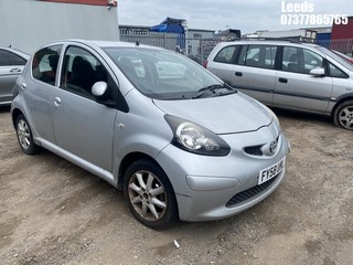 Location: Leeds - 2008 TOYOTA AYGO PLATINUM VVT-I 5 Door Hatchback REG: FY58URL, Keys: No, MOT Expiry date: 26-09-2024, 998 Petrol, 5 Speed Manual Petrol, Former Keepers: 8