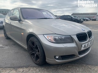 Location: BELVEDERE - 2011 BMW 320I EXCLUSIVE EDITION 4 DOOR SALOON REG: NJ11JFE, 1995cc PETROL, 6 SPEED MANUAL PETROL, Former Keepers: 6, Keys: No, MOT: Expiry date19/05/2026