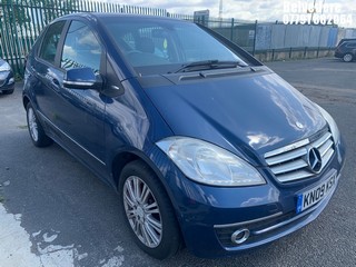 Location: Belvedere - 2009 MERCEDES A150 ELEGANCE SE CVT 5 Door Hatchback REG: KN09KSX, Keys: No, MOT Expiry date: 29/11/2024, 1498 Petrol, Variable Speed Auto Petrol, Former Keepers: 3