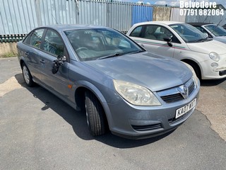 Location: Belvedere - 2007 VAUXHALL VECTRA LIFE 5 Door Hatchback REG: KA07WXT, Keys: No, MOT Expiry date: 13/08/2024, 1796 Petrol, 5 Speed Manual Petrol, Former Keepers: 3