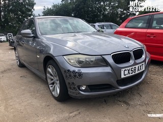 Location: Mitcham - 2009 BMW 320D SE 4 Door Saloon REG: CX58AXT, Keys: No, MOT Expiry date: 28/08/2025, 1995 Diesel, 6 Speed Manual Diesel, Former Keepers: 4