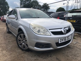 Location: Mitcham - 2006 VAUXHALL VECTRA EXCLUSIV 5 Door Hatchback REG: OV56DZJ, Keys: No, MOT Expiry date: 08/11/2024, 1796 Petrol, 5 Speed Manual Petrol, Former Keepers: 4