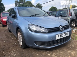 Location: Mitcham - 2010 VOLKSWAGEN GOLF S TSI 5 Door Hatchback REG: FV10GNU, Keys: No, MOT Expiry date: 04/02/2025, 1390 Petrol, 5 Speed Manual Petrol, Former Keepers: 7