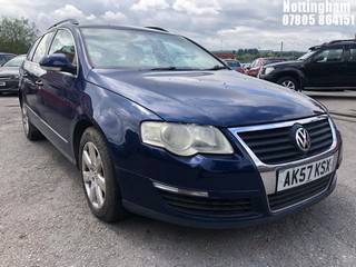 Location: Nottingham - 2007 VOLKSWAGEN PASSAT SE TDI AUTO Estate REG: AK57KSX, Keys: No, MOT Expiry date: 09/12/2025, 1968 Diesel, 6 Speed Auto Diesel, Former Keepers: 7
