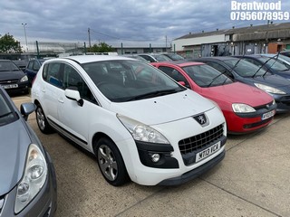 Location: Brentwood - 2013 PEUGEOT 3008 ACTIVE E-HDI S-A 5 Door Hatchback REG: MT13VCA, Keys: No, MOT Expiry date: 28.06.2025, 1560 Diesel, 6 Speed Semi Auto Diesel, Former Keepers: 2