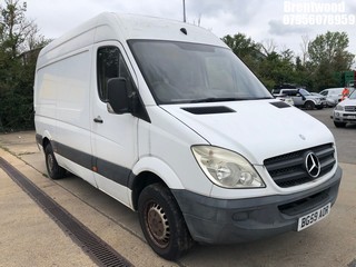 Location: Brentwood - 2009 MERCEDES SPRINTER 311 CDI MWB Panel Van REG: BG59AOR, Keys: No, MOT Expiry date: 08.12.2024, 2148 Diesel, 6 Speed Manual Diesel, Former Keepers: 3