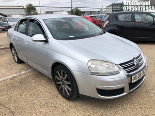 Location: Brentwood - 2008 VOLKSWAGEN JETTA SE TDI 140 4 Door Saloon REG: ML08CWJ, Keys: No, MOT Expiry date: 03/04/2025, 1968 Diesel, 6 Speed Manual Diesel, Former Keepers: 7