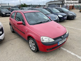 Location: Brentwood - 2003 VAUXHALL CORSA SXI 16V 3 Door Hatchback REG: AY03OYZ, Keys: No, MOT Expiry date: 22/01/2025, 1199 Petrol, 5 Speed Manual Petrol, Former Keepers: 6