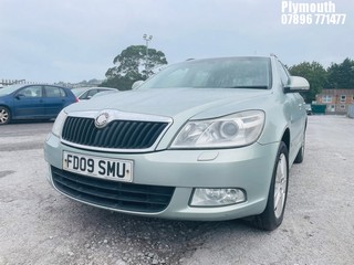 Location: Plymouth - 2009 SKODA OCTAVIA ELEGANCE TDI Estate REG: FD09SMU, Keys: No, MOT Expiry date: 23/11/2024, 1896 Diesel, 5 Speed Manual Diesel, Former Keepers: 6