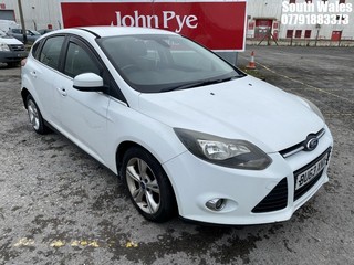 Location: South Wales - 2013 FORD FOCUS ZETEC ECONETIC TDCI 5 Door Hatchback REG: BU63XNX, Keys: No, MOT Expiry date: 06-09-2024, 1560 Diesel, 6 Speed Manual Diesel, Former Keepers: 6