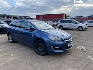 Location: Leeds - 2014 VAUXHALL ASTRA ELITE CDTI S/S Estate REG: YR64VHX, Keys: No, MOT Expiry date: 05-02-2026, 1956 Diesel, 6 Speed Manual Diesel, Former Keepers: 6