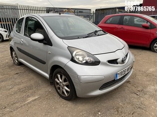 Location: Leeds - 2008 TOYOTA AYGO PLATINUM VVT-I 3 Door Hatchback REG: YR08NWV, Keys: No, MOT Expiry date: 29-03-2025, 998 Petrol, 5 Speed Manual Petrol, Former Keepers: 2