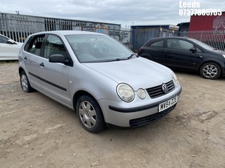 Location: Leeds - 2004 VOLKSWAGEN POLO TWIST 5 Door Hatchback REG: MV54ZZE, Keys: No, MOT Expiry date: 24-10-2025, 1390 Petrol, 5 Speed Manual Petrol, Former Keepers: 6
