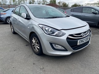 Location: Manchester - 2012 HYUNDAI I30 ACTIVE BLUE DRIVE CRD 5 Door Hatchback REG: EN12OOB, 1582 Diesel, 6 Speed Manual Diesel, Former Keepers: 4, Keys: No, MOT Expiry date: 16/08/2025