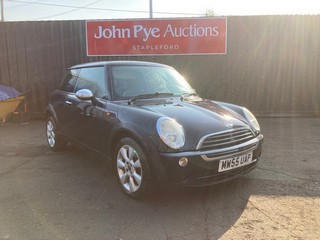 Location: Stapleford - 2005 MINI MINI ONE 3 Door Hatchback REG: MW55UAP, Keys: No, MOT Expiry date: 05/08/2023, 1598 Petrol, 5 Speed Manual Petrol, Former Keepers: 4