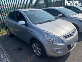 Location: Belvedere - 2011 HYUNDAI I20 COMFORT AUTO 5 Door Hatchback REG: EJ11HZT, Keys: No, MOT Expiry date: 04/04/2025, 1396 Petrol, 4 Speed Auto Petrol, Former Keepers: 7