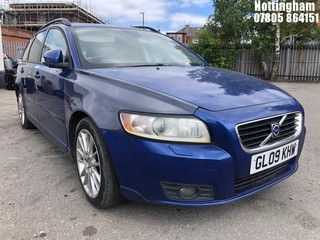 Location: Nottingham - 2009 VOLVO V50 SE LUX D DRIVE Estate REG: GL09KHW, Keys: No, MOT Expiry date: 02/05/2024, 1560 Diesel, 5 Speed Manual Diesel, Former Keepers: 7