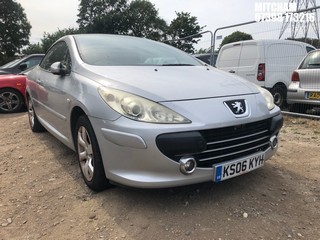 Location: Mitcham - 2006 PEUGEOT 307 CC S Coupe REG: KS06KYH, Keys: No, MOT Expiry date: 27/08/2025, 1997 Petrol, 5 Speed Manual Petrol, Former Keepers: 4