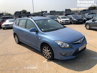 Location: Brentwood - 2011 HYUNDAI I30 COMFORT AUTO Estate REG: EG11AEP, Keys: No, MOT Expiry date: 18.08.2023, 1591 Petrol, 4 Speed Auto Petrol, Former Keepers: 3