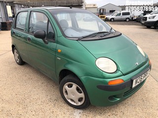 Location: Brentwood - 2000 DAEWOO MATIZ SE 5 Door Hatchback REG: W36PPF, Keys: No, MOT Expiry date: 13/04/2023, 796 Petrol, 5 Speed Manual Petrol, Former Keepers: 6