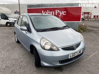 Location: South Wales - 2007 HONDA JAZZ SE CVT 5 Door Hatchback REG: LG07LNE, Keys: No, MOT Expiry date: 01/04/2023, 1339 Petrol, Variable Speed Auto Petrol, Former Keepers: 1