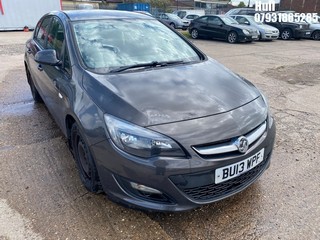 Location: Hull - 2013 VAUXHALL ASTRA EXCLUSIV CDTI 5 Door Hatchback REG: BU13WPF, Keys: No, MOT Expiry date: 12/12/2024, 1248 Diesel, 5 Speed Manual Diesel, Former Keepers: 3