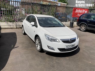 Location: Hayes - 2012 VAUXHALL ASTRA ACTIVE 5 Door Hatchback REG: SC12WNG, Keys: No, MOT Expiry date: 18/06/2025, 1398 Petrol, 5 Speed Manual Petrol, Former Keepers: 2