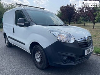 Location: Birmingham - 2016 VAUXHALL COMBO 2000L1H1 CDTI PANEL VAN REG: DN16XES, 1248CC DIESEL, 5 SPEED MANUAL DIESEL, Former Keepers: 4, Keys: Yes, MOT Expiry date: 06/06/2026