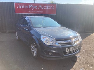 Location: Stapleford - 2009 VAUXHALL ASTRA ACTIVE PLUS 5 Door Hatchback REG: FG09NNU, Keys: Yes, MOT Expiry date: 04/03/2025, 1598 Petrol, 5 Speed Manual Petrol, Former Keepers: 6